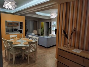 Dining - ΑΧΙΛΛΕΑΣ APARTMENΤ NAFPLIO (Nafplion)
