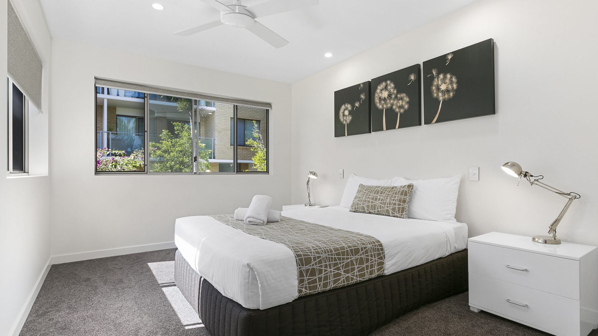 Exquisite Penthouse with views to Laguna Bay - Unit 3 Taralla 18 Edgar Bennett Avenue — image 12