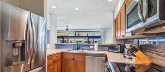 ¡Diversión familiar! Recientemente remodelado. Unidad más cercana a la piscina increíble