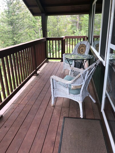 Escape to River Song Refuge~On the N. Fork of the Cache la Poudre River!