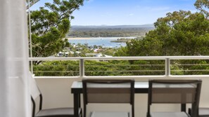Interior - Unit 6 Yaringa 29 Noosa Drive, Noosa Heads (Noosa Heads)