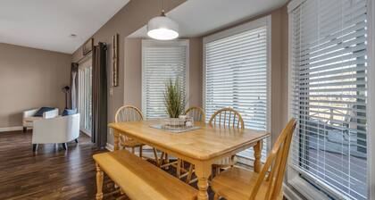 Perfect Retreat for Large Families, Sleeps 14 - Lake Norman Paradise