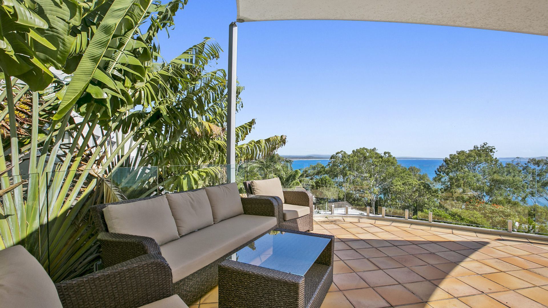 Spectacular Penthouse in Little Cove Noosa Heads - Unit 2 Cuvee 29 Allambie Rise — image 8