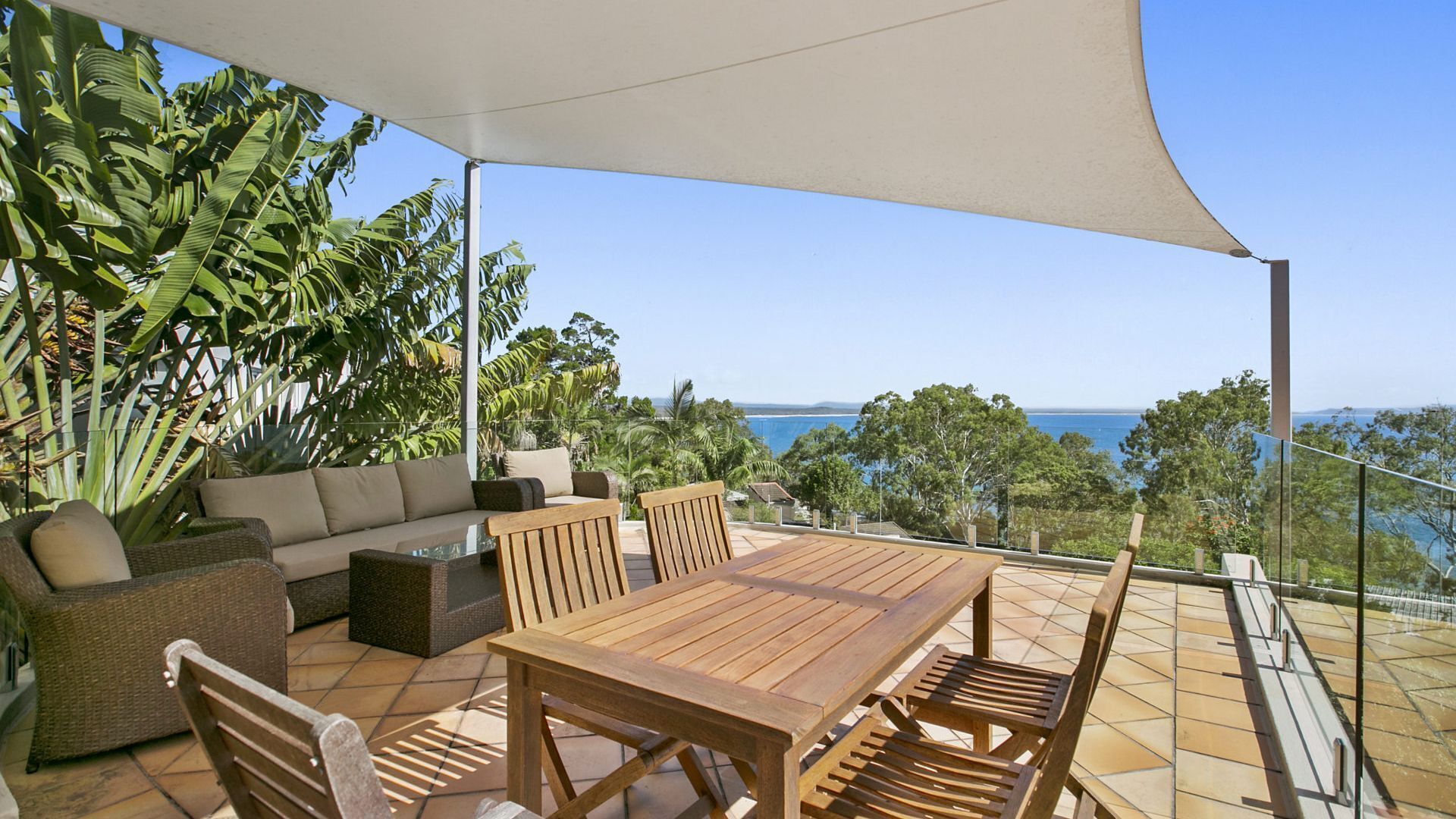Spectacular Penthouse in Little Cove Noosa Heads - Unit 2 Cuvee 29 Allambie Rise — image 17