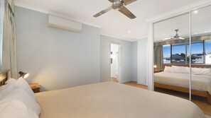 4 chambres, fer et planche à repasser, Wi-Fi gratuit, draps fournis