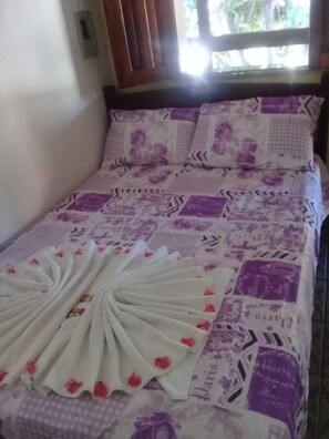 Ropa de cama hipoalergénica, minibar, cortinas opacas