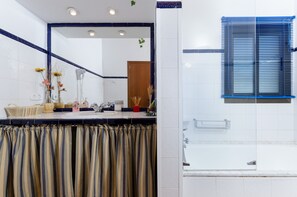 Bathtub, hair dryer