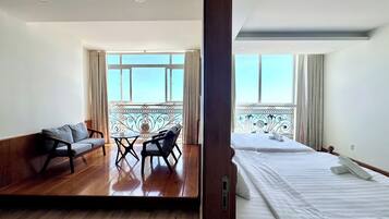 2 habitaciones, escritorio, tabla de planchar con plancha y wifi gratis