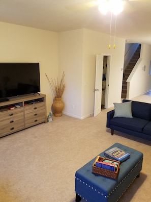 Family House | Living area - JDs Place (Carolina Beach)