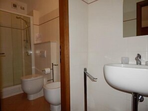 Bathroom - 2 rooms apartment for 4 people in the countryside close to Siena (SIENA)