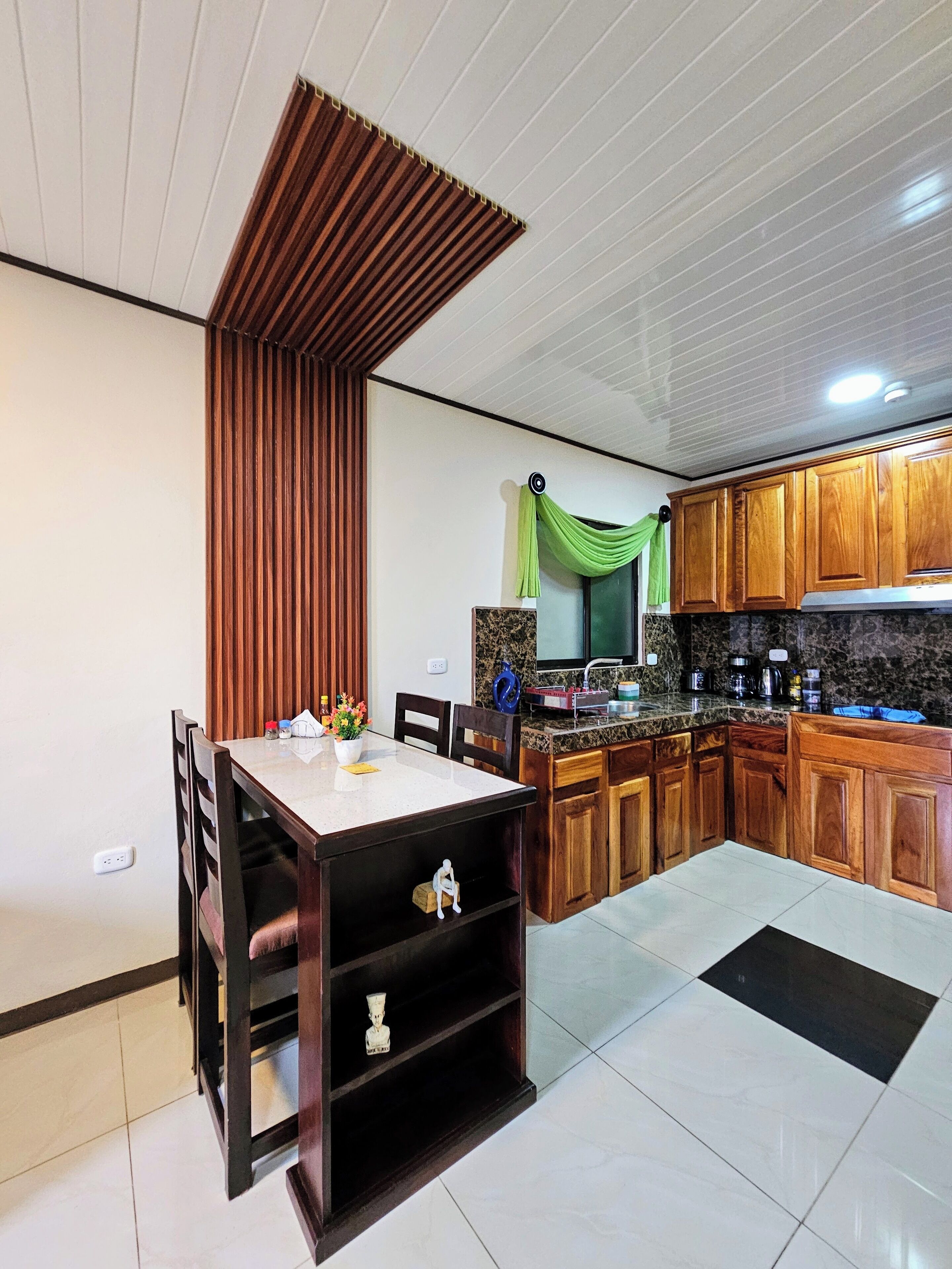 Calathea Hotel Monteverde, Monteverde: Info, Photos, Reviews | Book at  Hotels.com