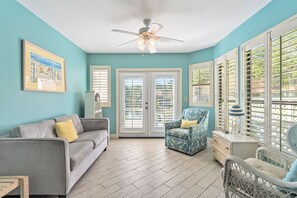 Smart TV, DVD player