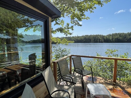 “Long Pond Cottage" Lakefront on Mount Desert Island Sleeps 6