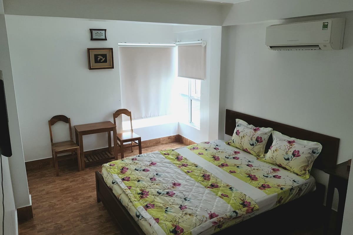 Habitación básica doble | Escritorio y wifi gratis