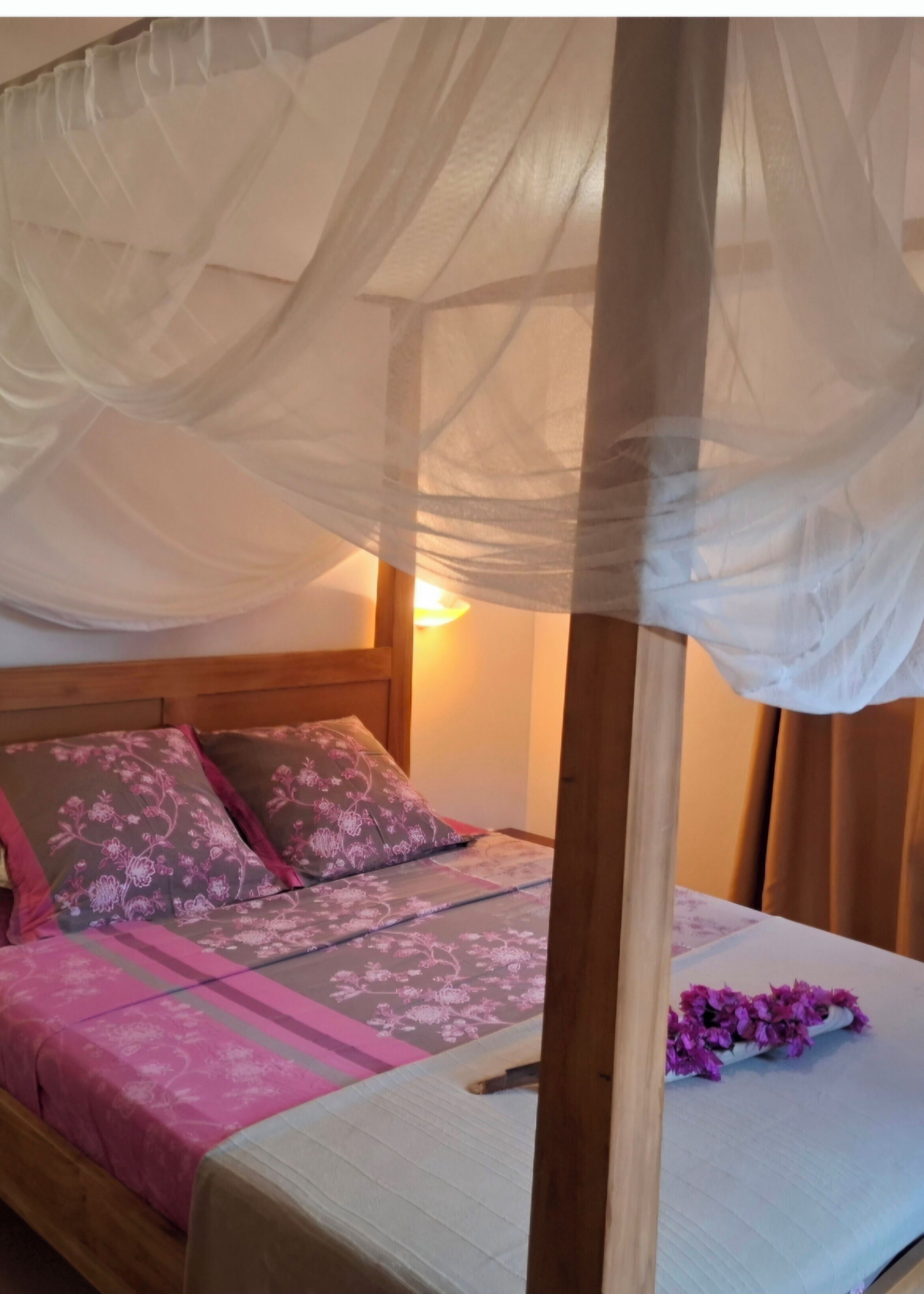 3 chambres, fer et planche à repasser, accès au Wi-Fi (inclus)