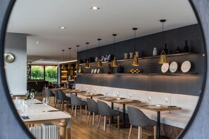 Restaurant - AC Hotel by Marriott Bogota Zona T (Bogotá)