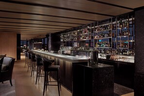 2 bares o lounges, lounge en el lobby, bar en la azotea 