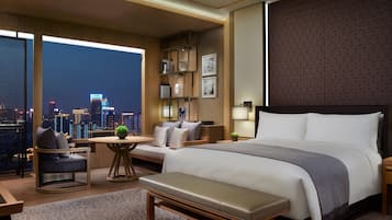 Club-Zimmer, 1 King-Bett, Stadtblick | Hochwertige Bettwaren, Minibar, Zimmersafe, individuell dekoriert