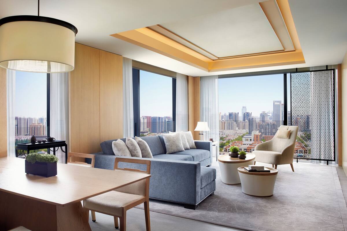 Suite, 1 Bedroom, Non Smoking, City View | Living area | LED TV