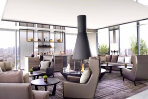 2 bars/lounges, lobby lounge, rooftop bar - The Ritz-Carlton, Xi'an (Xi'an)