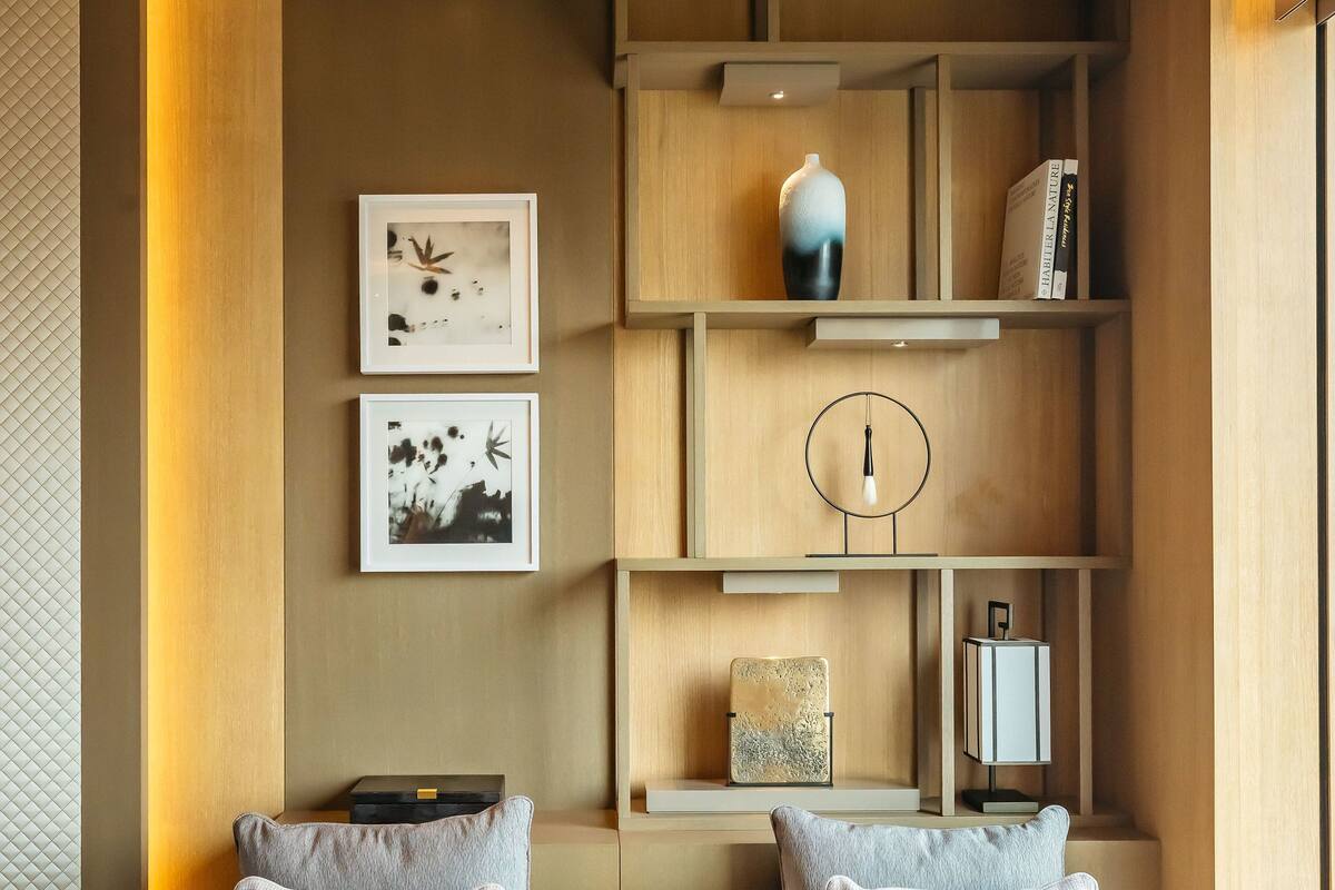 1 bedroom, premium bedding, minibar, in-room safe