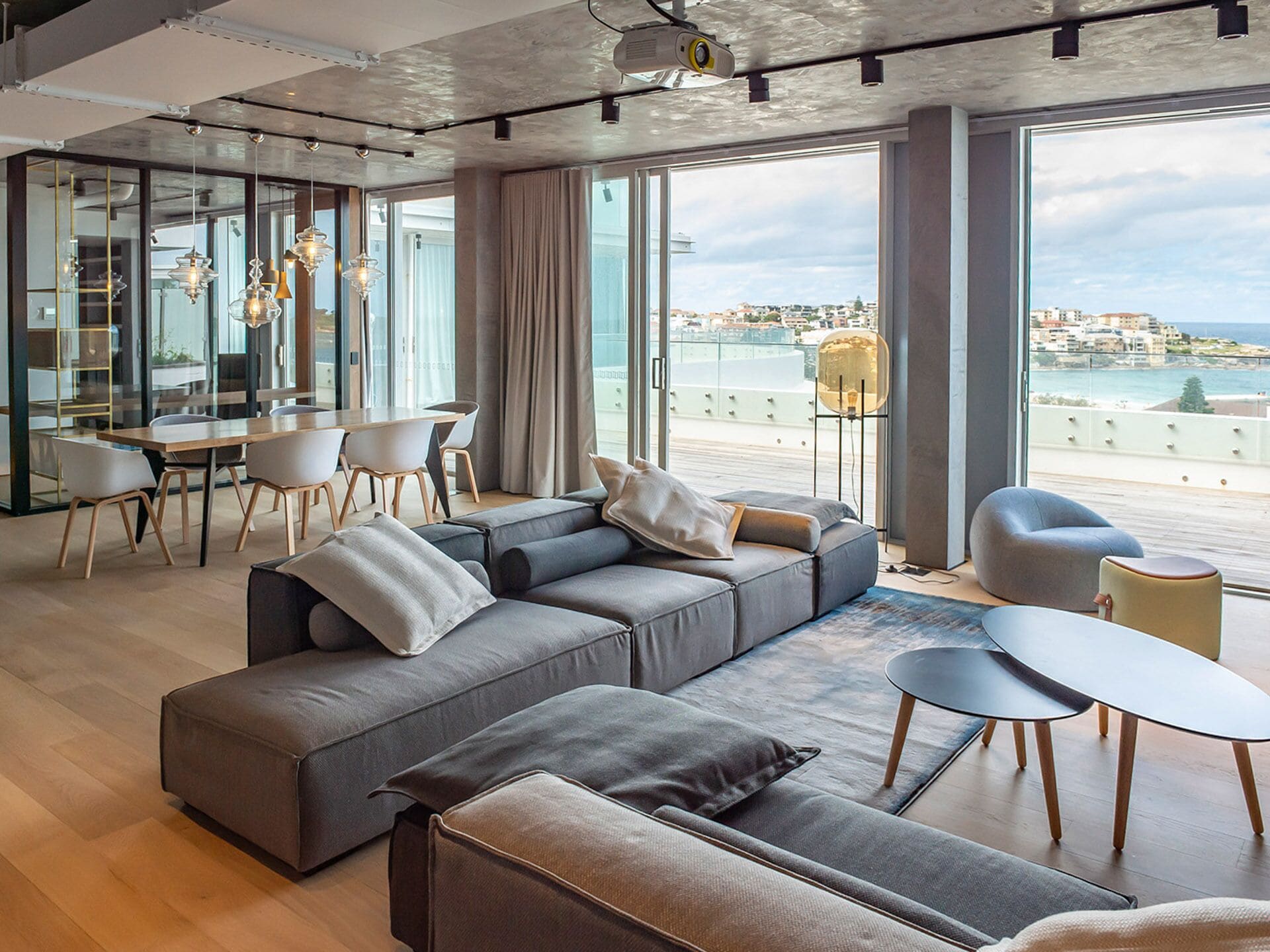 Stunning Penthouse with uninterrupted ocean views and Bondi Beach.