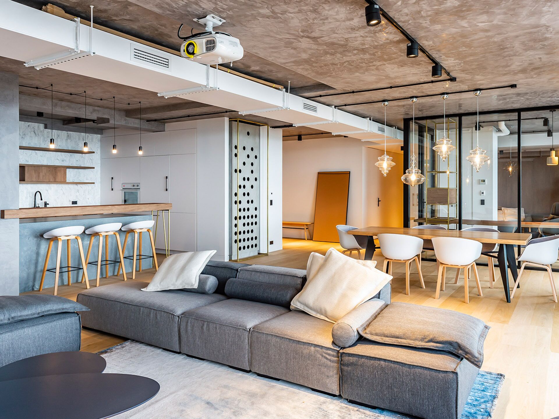 Stunning Penthouse with uninterrupted ocean views and Bondi Beach. — image 6