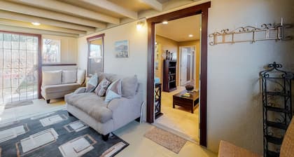 The Bungalow in Downtown Joshua Tree - A Renovated Mid-Century Bungalow
