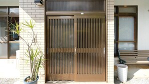 Interior detail - Fa-aii (Nakijin)