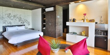 [KOUNOSU] Villa with Private Pool | 1 bedroom, blackout drapes, free WiFi, bed sheets