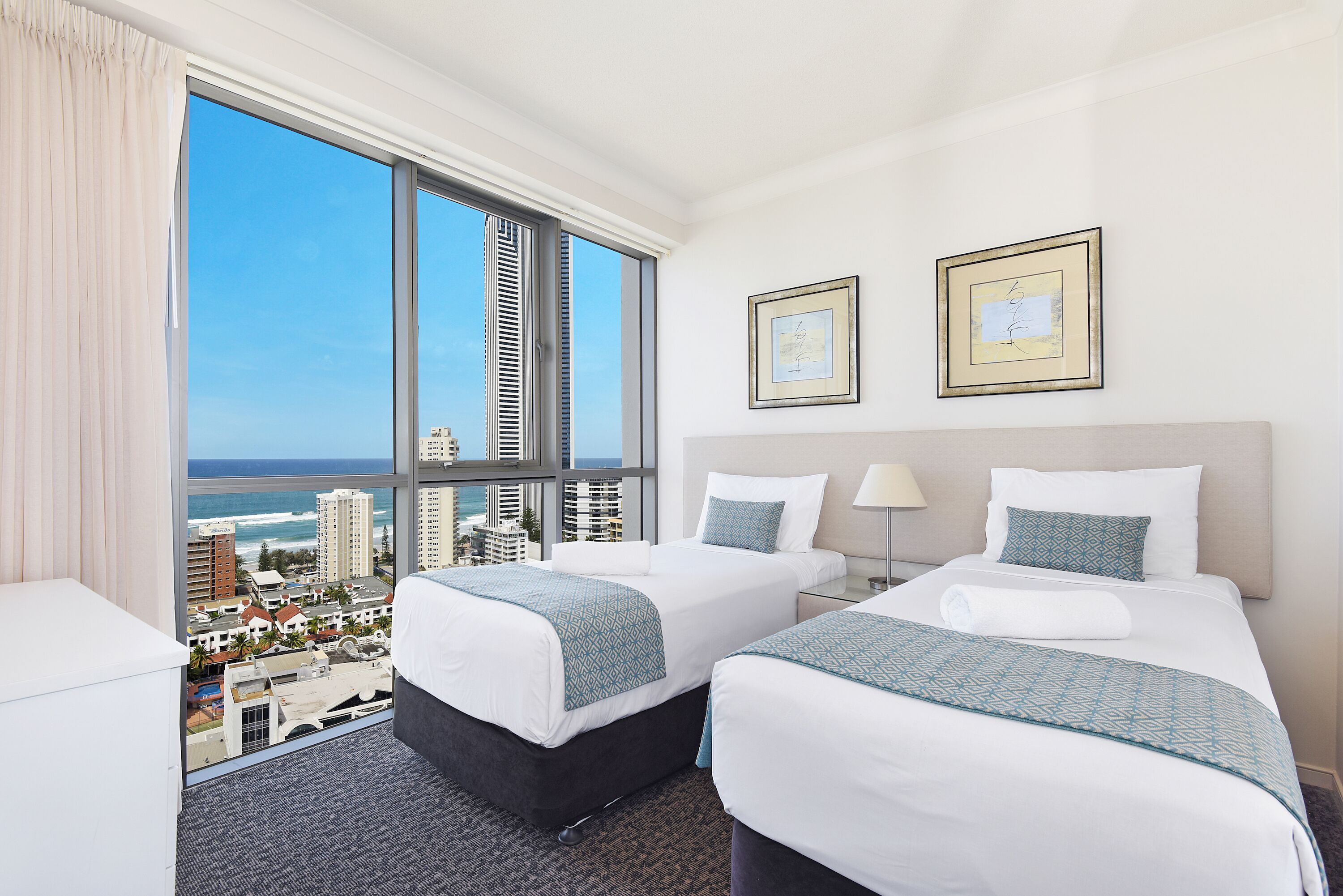 Chevron Renaissance Ocean View — image 9