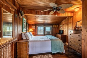4 bedrooms, WiFi, bed sheets
