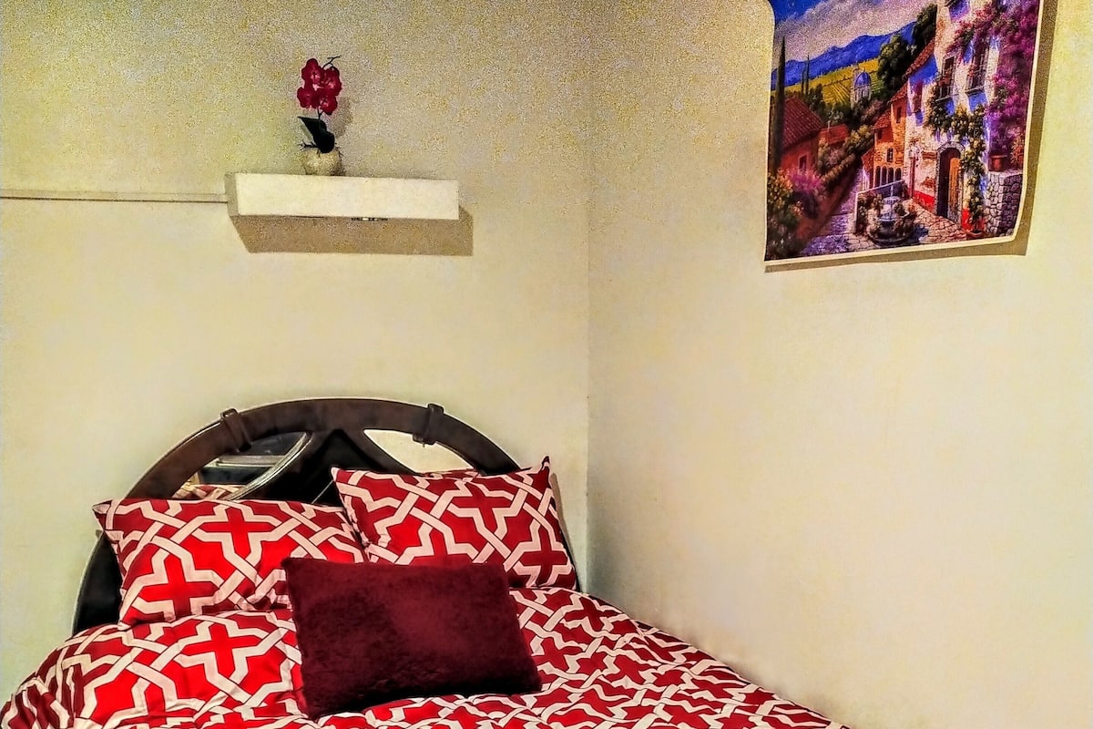 Classic Single Room, 1 Double Bed, Balcony | Free WiFi, bed sheets