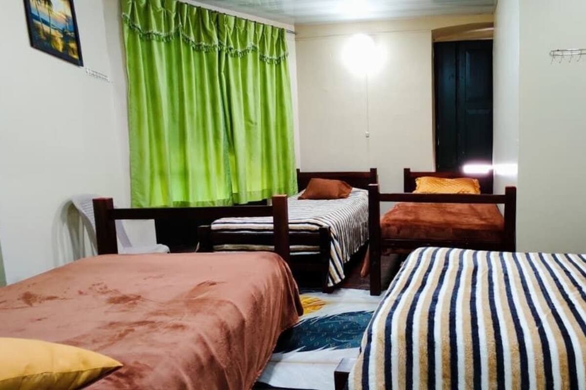 Wifi gratis y ropa de cama