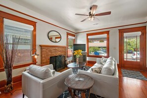 Smart TV, fireplace, books