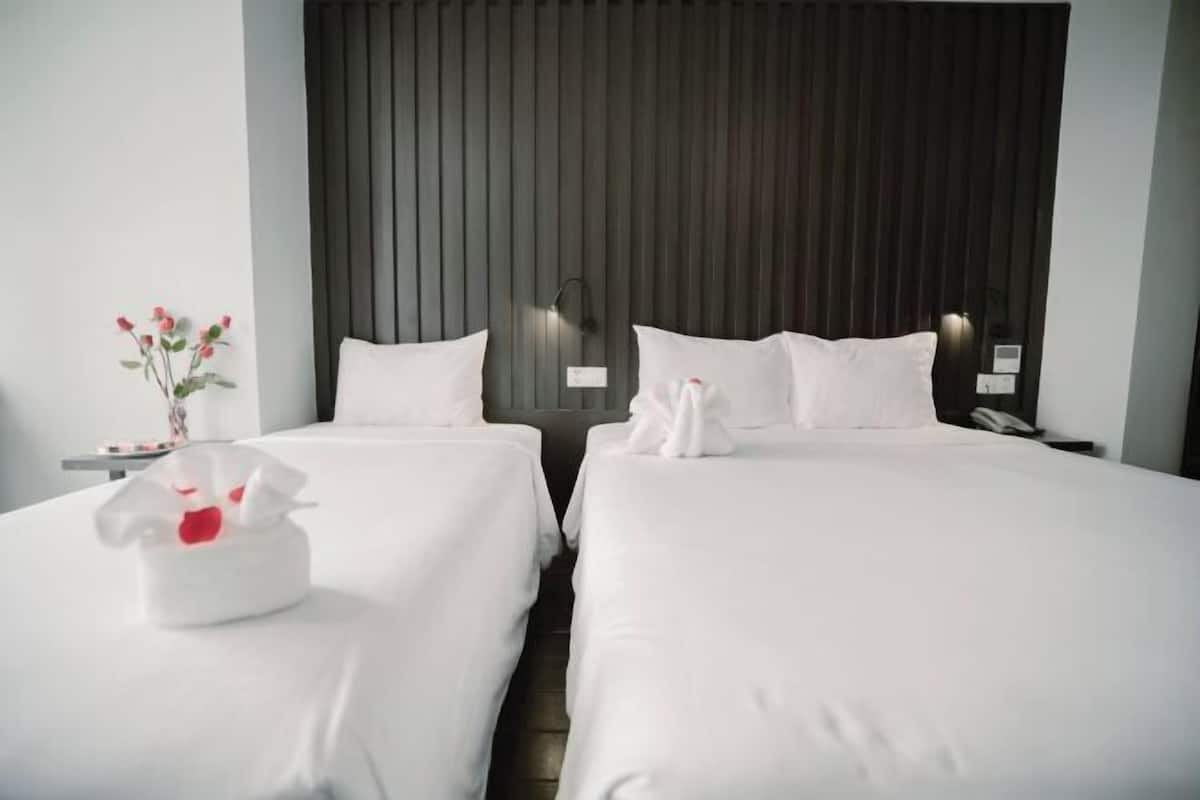 Minibar, in-room safe, desk, laptop workspace