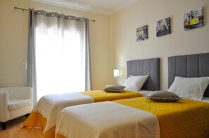 3 bedrooms, iron/ironing board, travel cot, WiFi