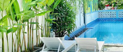 Outdoor pool, pool loungers