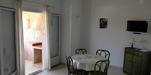 Dining - Mini-villa No. 5 - 2/4 people (Porto-Vecchio)