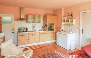 Refrigerador, microondas, parrilla de estufa y lavavajillas 