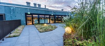 ไพรซ์ บาย เรดิสัน, เบิร์น ซิตี้