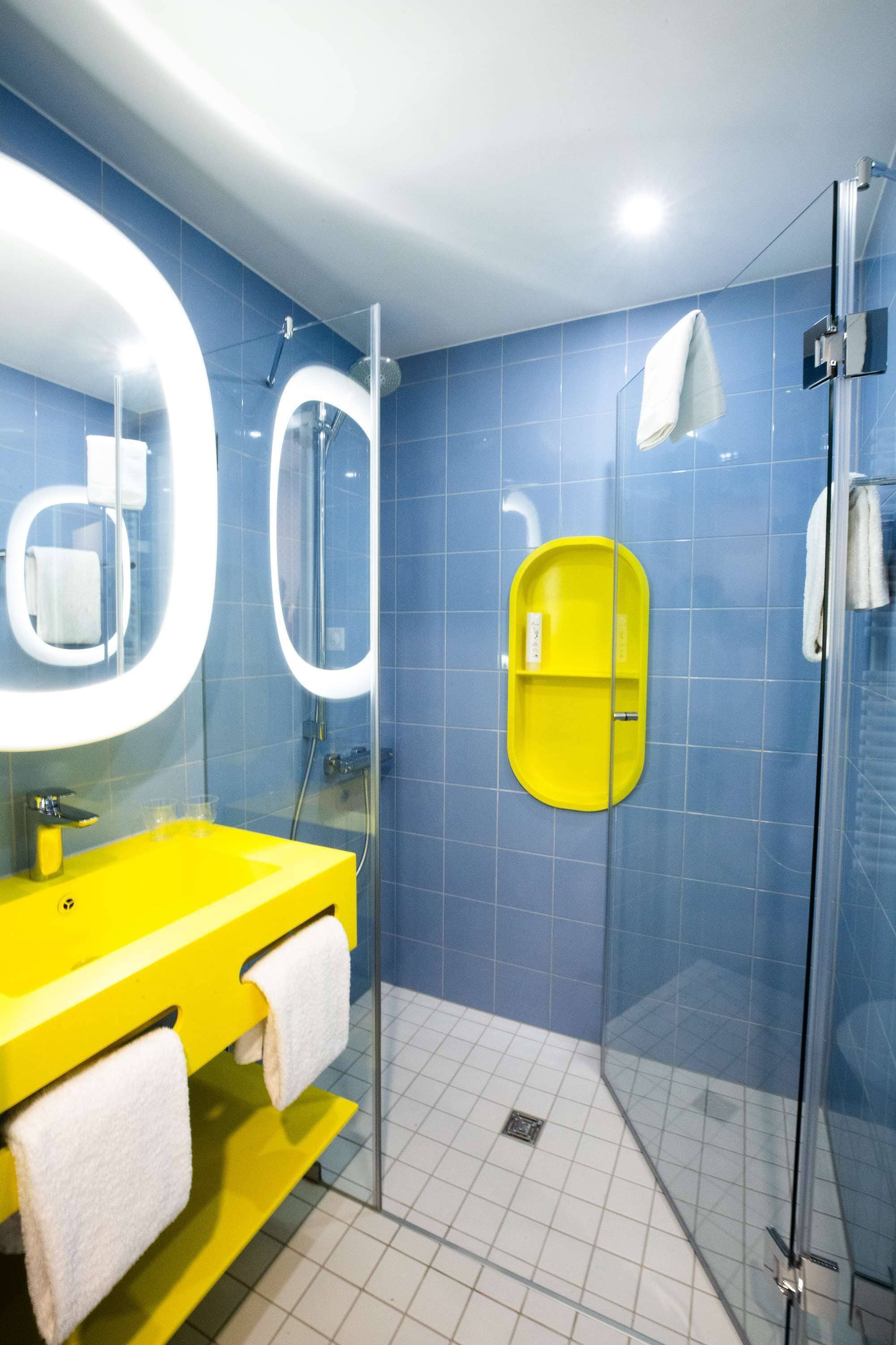 shower, rainfall showerhead, eco-friendly toiletries, hair dryer