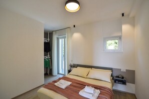 2 Schlafzimmer, Zimmersafe, Bügeleisen/Bügelbrett, kostenloses WLAN