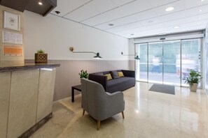 Lobby - Hostal Opera Ramblas (Barcelona)