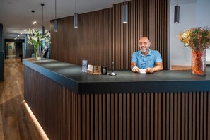 Lobby - Hostal Opera Ramblas (Barcelona)