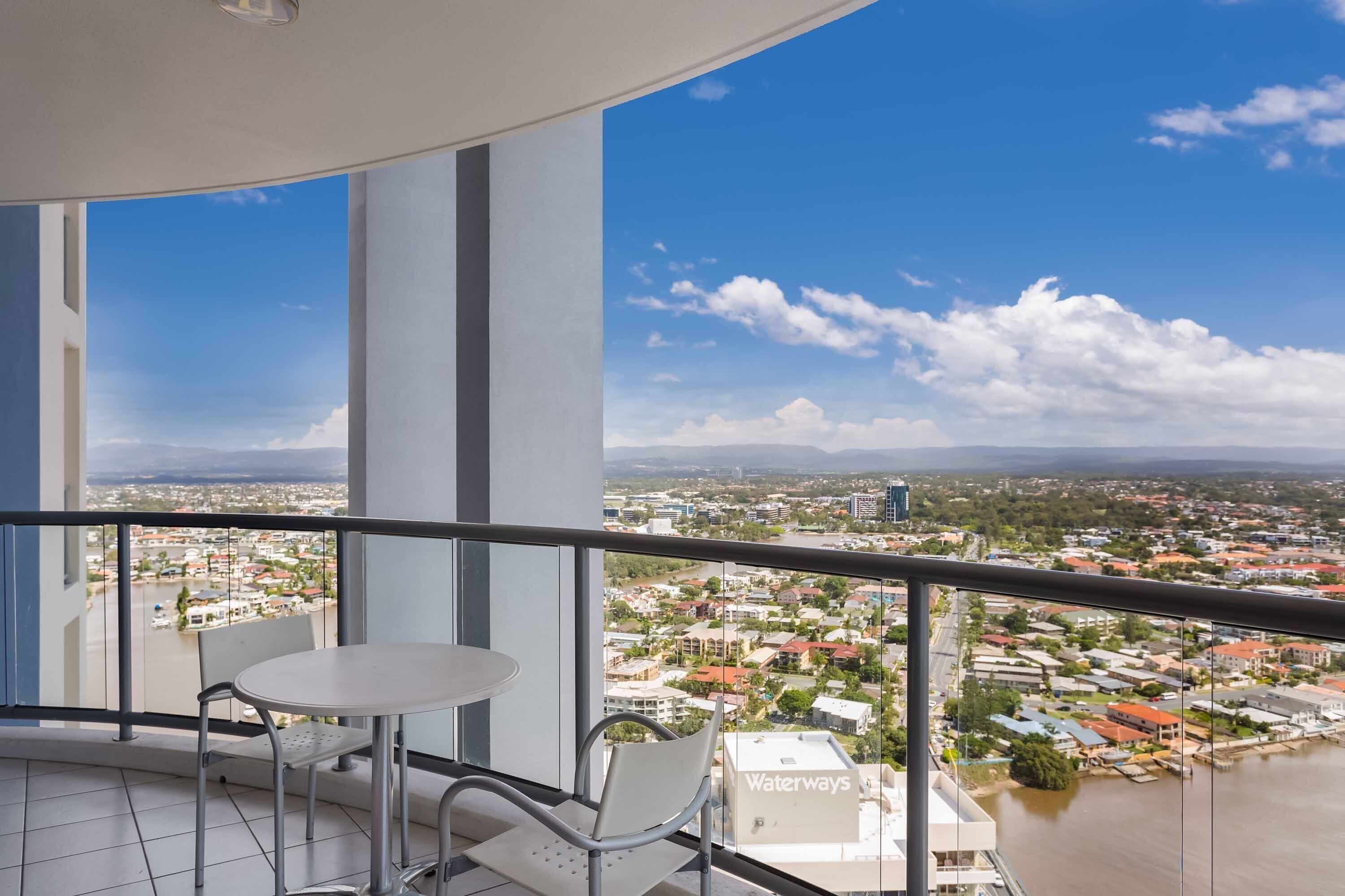 Chevron Renaissance Ocean & River Views — image 4