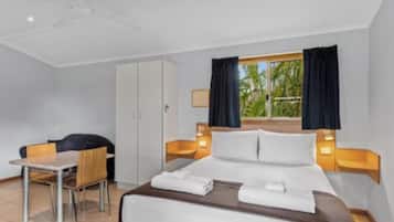 Standard Studio Cabin - Sleeps 2 | 1 bedroom, individually decorated, individually furnished, soundproofing