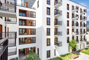Exterior - Krochmalna 58 | One Bedroom Apartment | Balcony (Warszawa)
