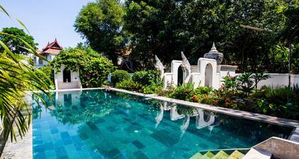 Ayutthaya Garden River Home