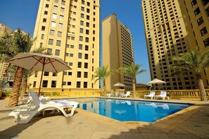 Outdoor pool - City Nights  - JBR - Murjan 5 Tower (Dubai)